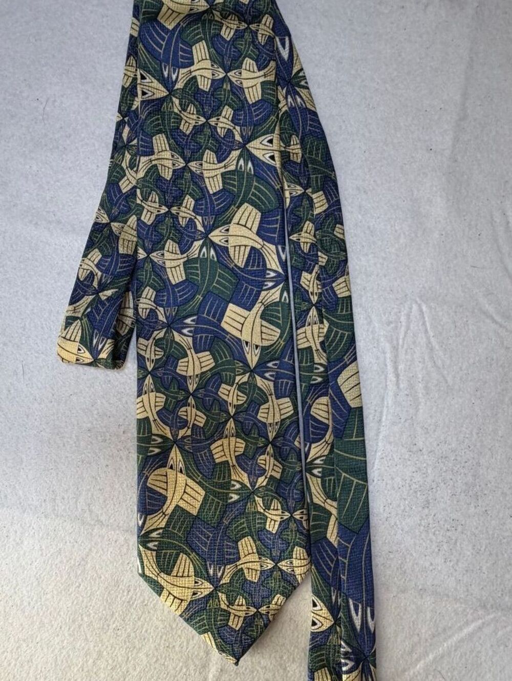 Vintage M.C. Escher 100% Silk Tie Made in Italy Square Limit Abstract Fish